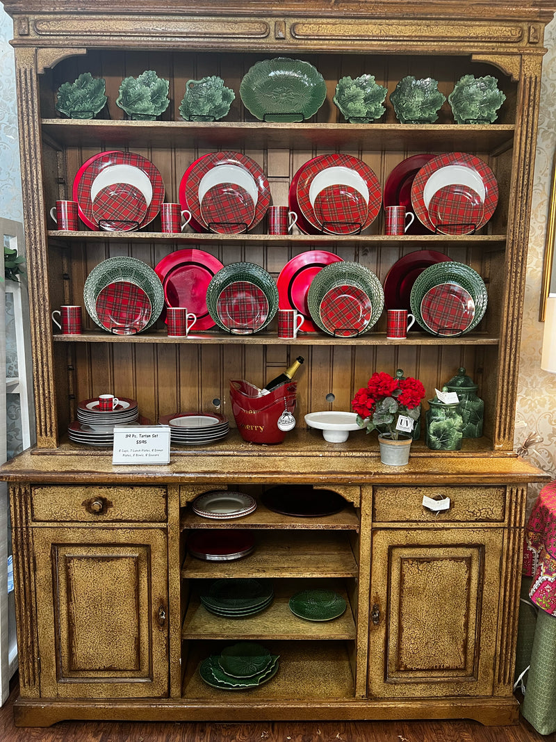 Hutch & China Cabinets